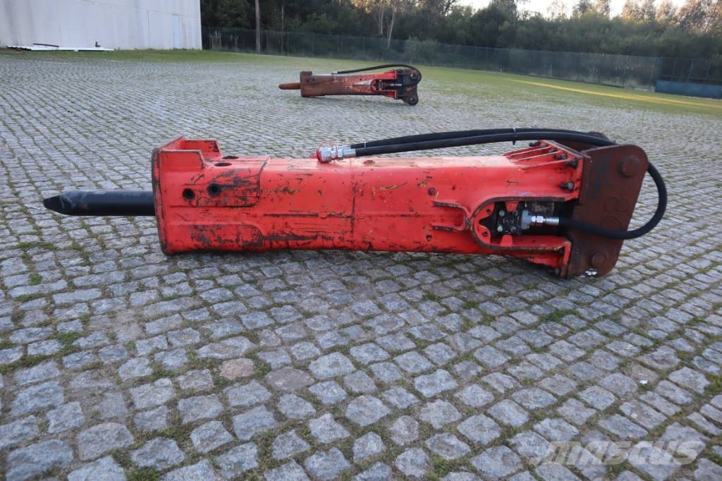 Rammer E68 1710 kg 21–32 t Hammer / Brecher