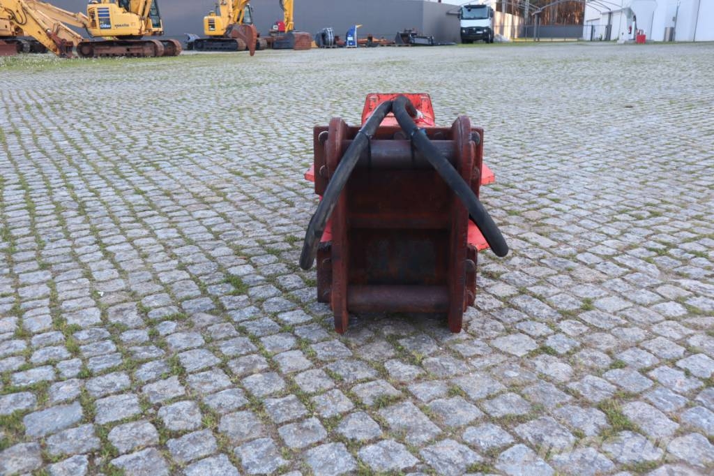 Rammer E68 1710 kg 21–32 t Hammer / Brecher