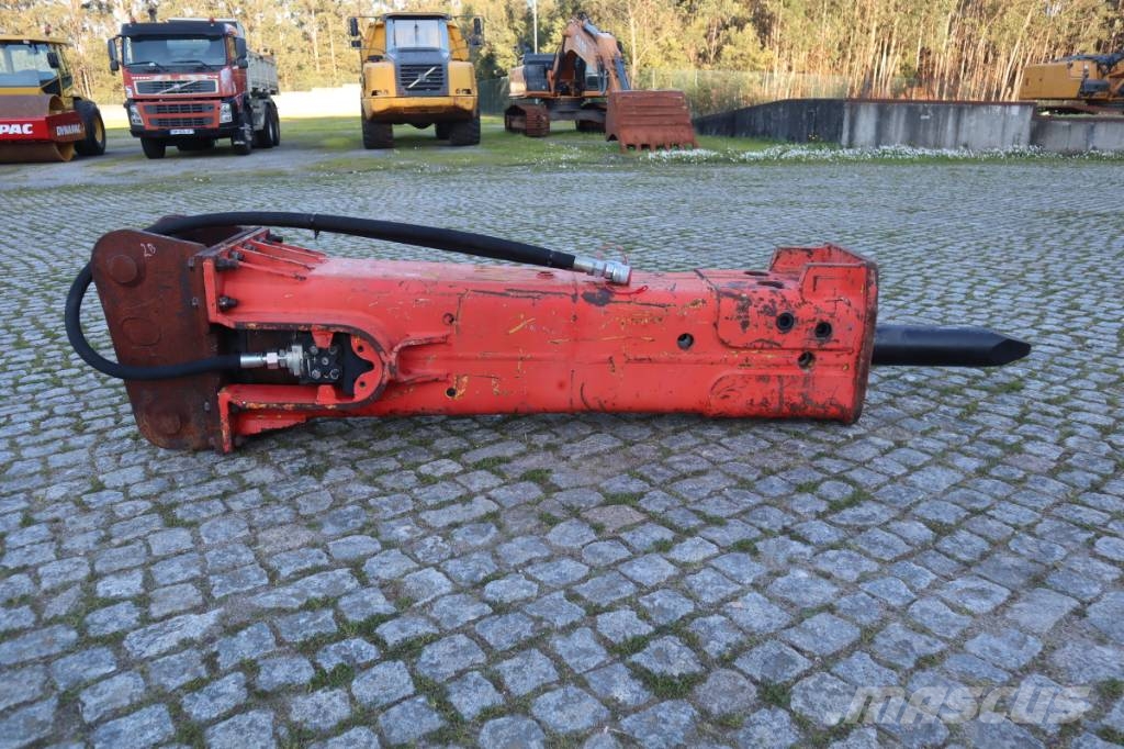Rammer E68 1710 kg 21–32 t Hammer / Brecher
