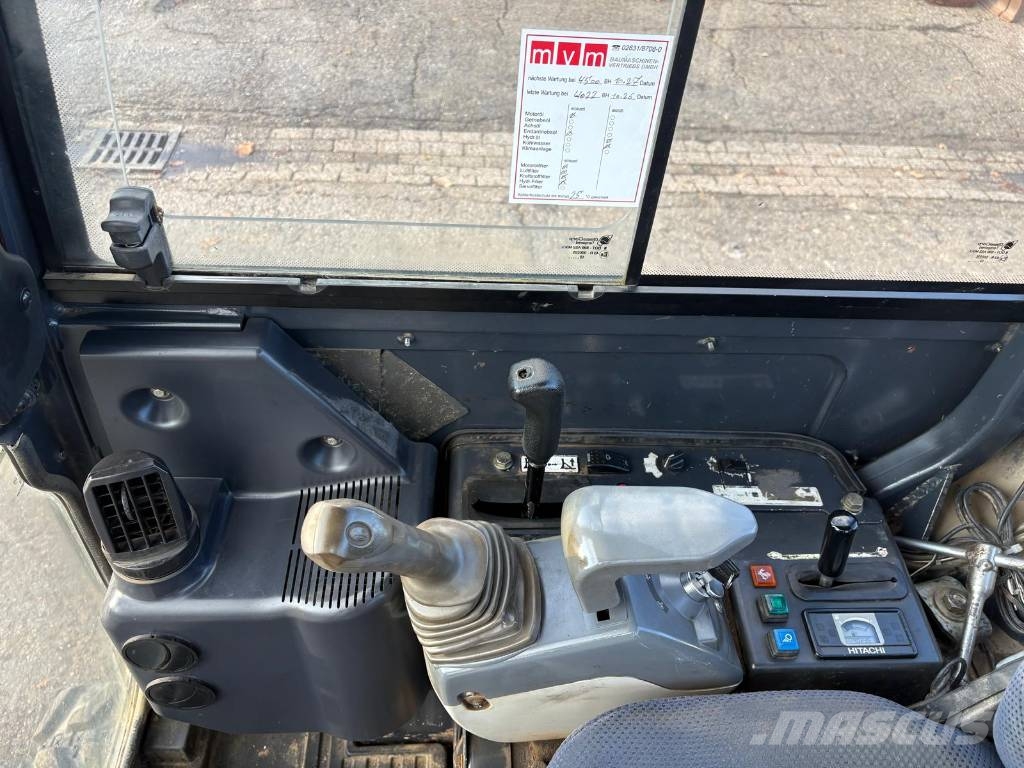Hitachi ZX 18-3 CLR Mini bagri <7t