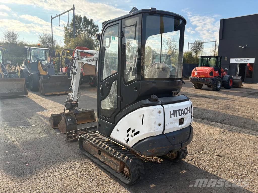 Hitachi ZX 18-3 CLR Mini bagri <7t