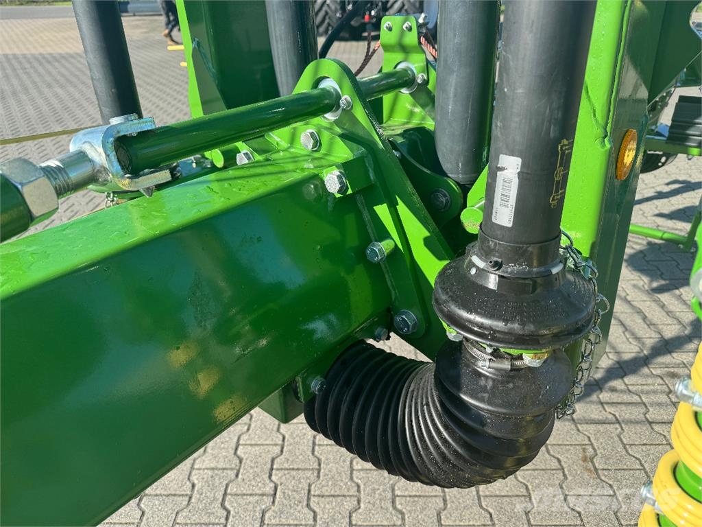 Krone SWADRO TC 680 Kendi yürür saman makinaları