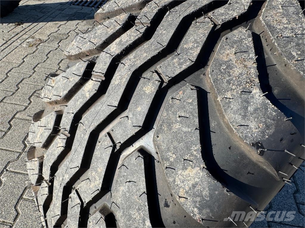 Krone SWADRO TC 680 Kendi yürür saman makinaları