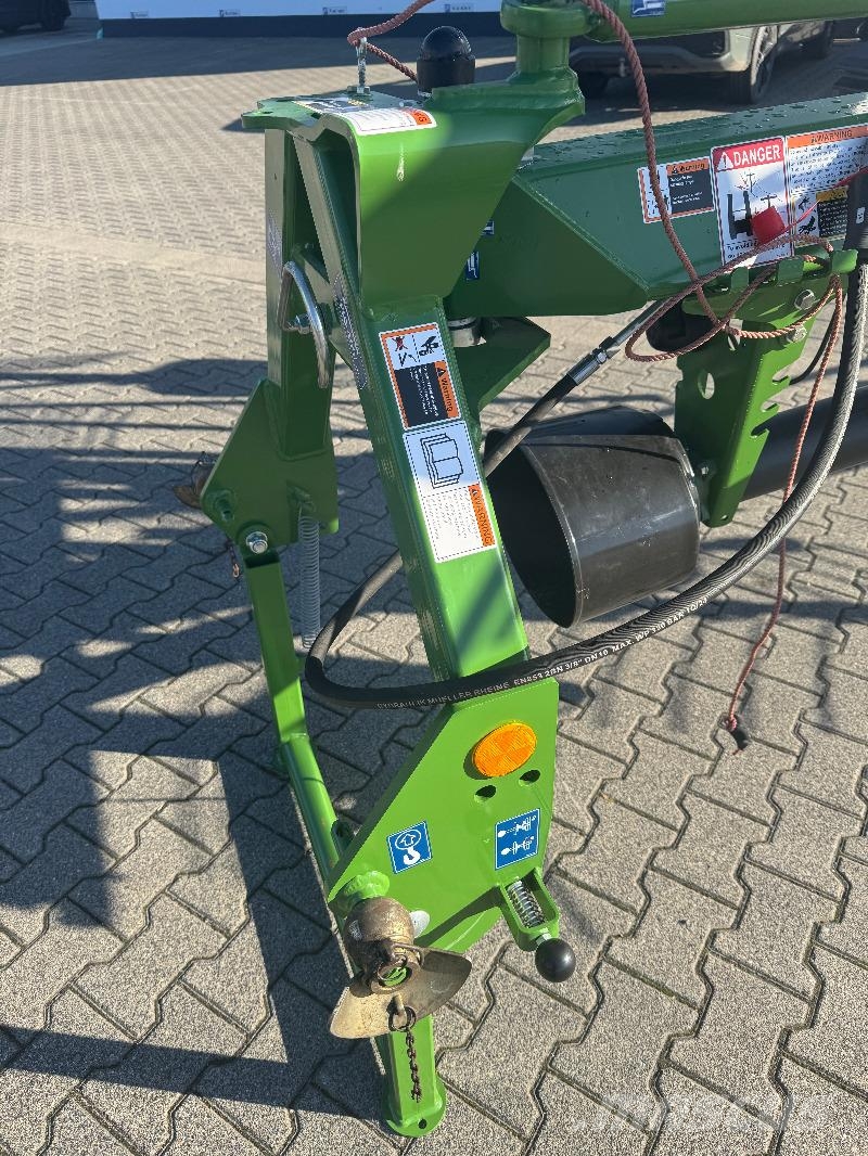 Krone SWADRO TC 680 Kendi yürür saman makinaları