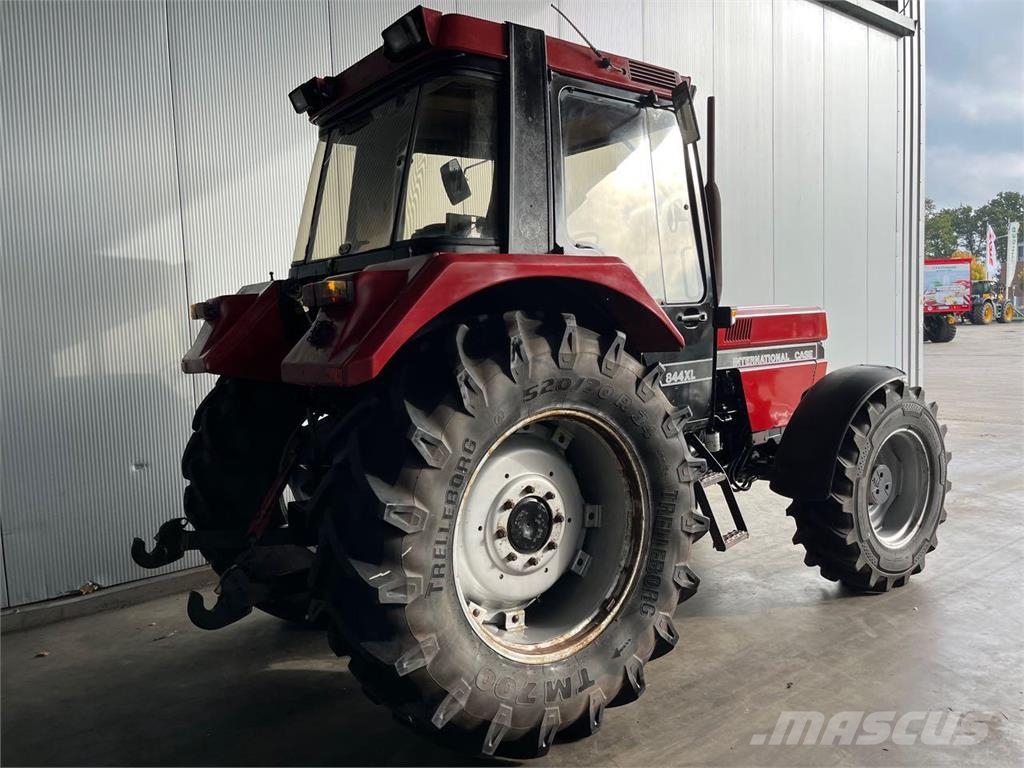 Case IH 844 XLA Traktorji