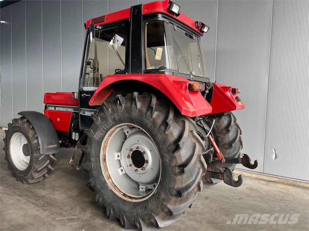 Case IH 844 XLA Traktorji