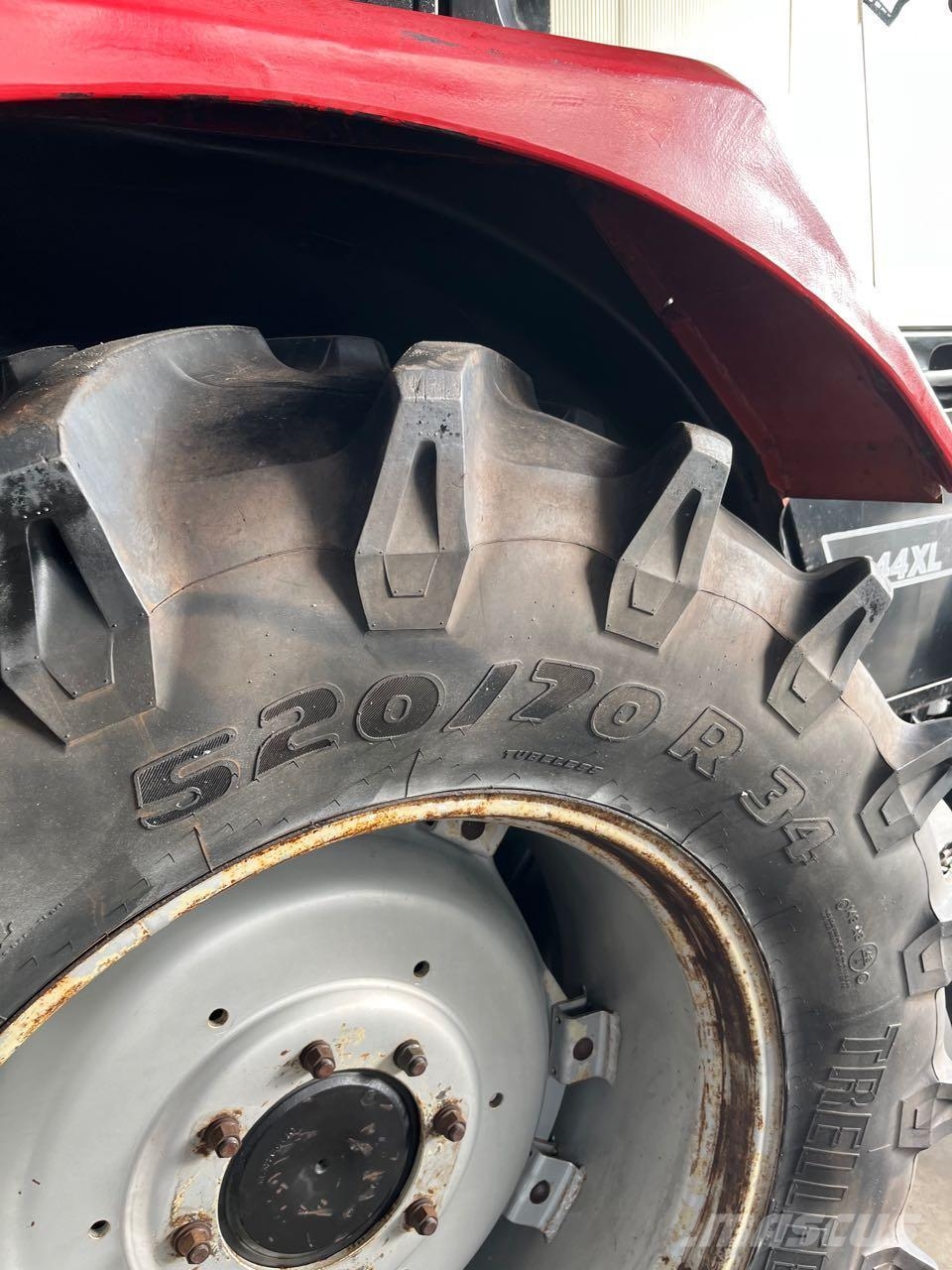 Case IH 844 XLA トラクター