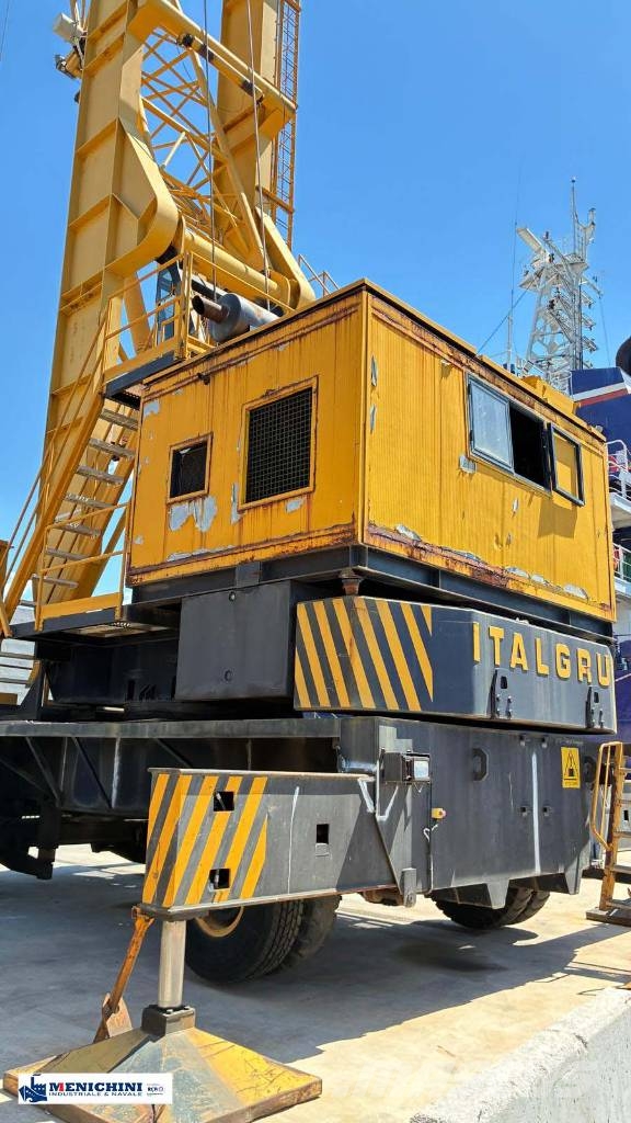 Italgru 01727 海港型起重機