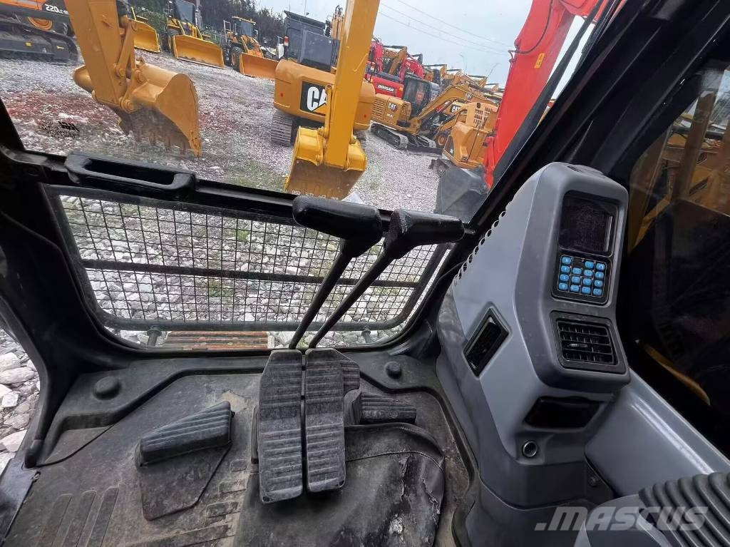 Komatsu PC 160 Εκσκαφείς με ερπύστριες