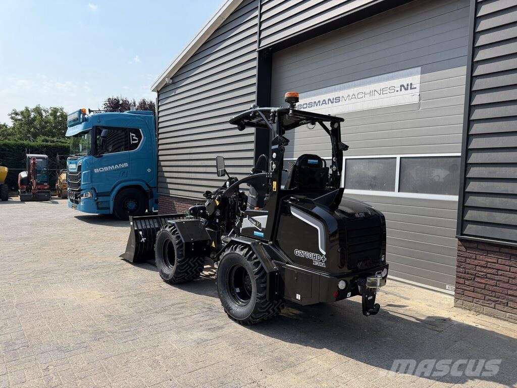GiANT G2700 X-TRA HD+ minishovel NIEUW BLACK EDITION tan لوادر بعجل