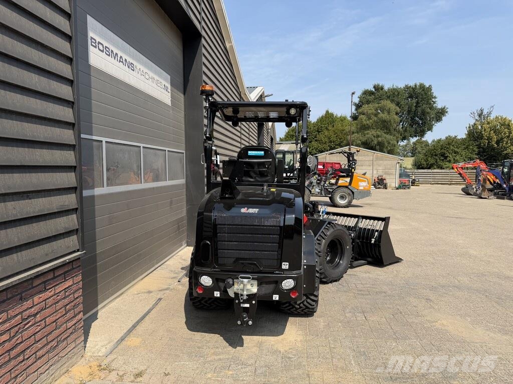 GiANT G2700 X-TRA HD+ minishovel NIEUW BLACK EDITION tan لوادر بعجل
