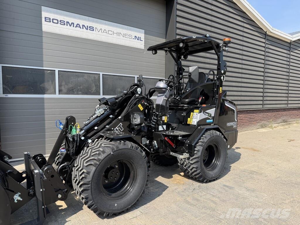GiANT G2700 X-TRA HD+ minishovel NIEUW BLACK EDITION tan لوادر بعجل