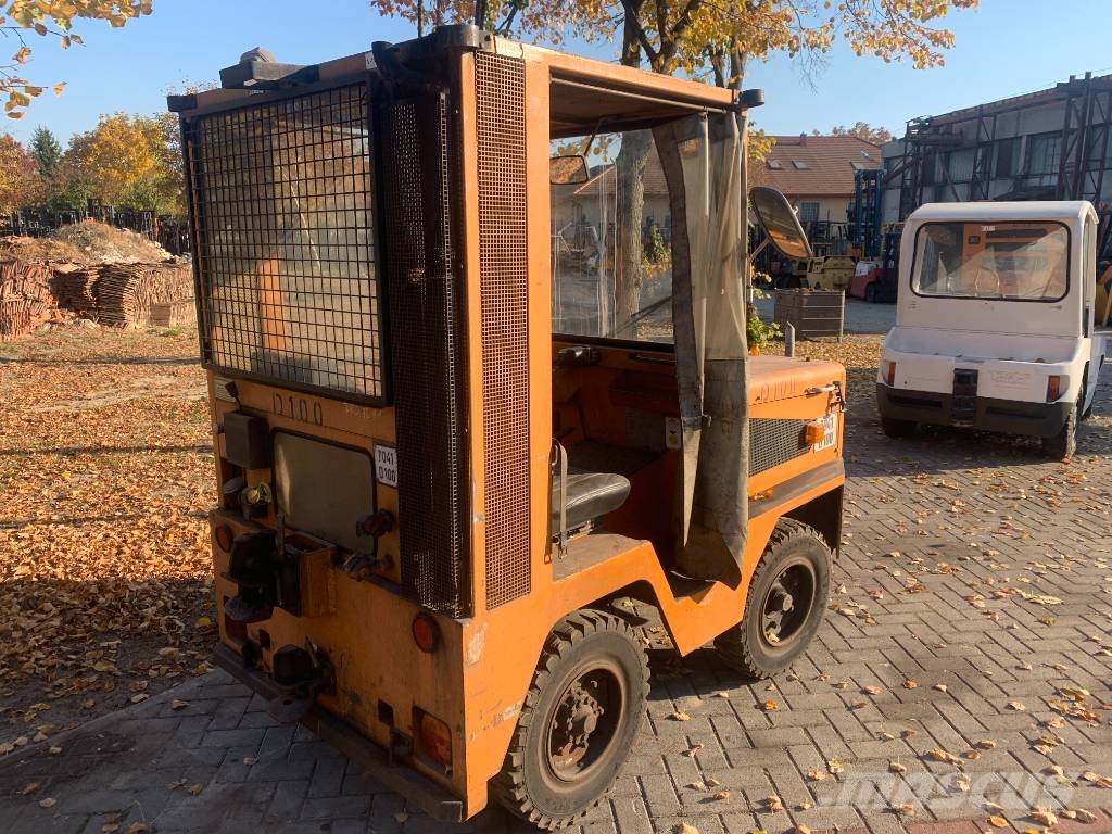 Rofan Z44 V-1965 EO Lentokenttien kalusto