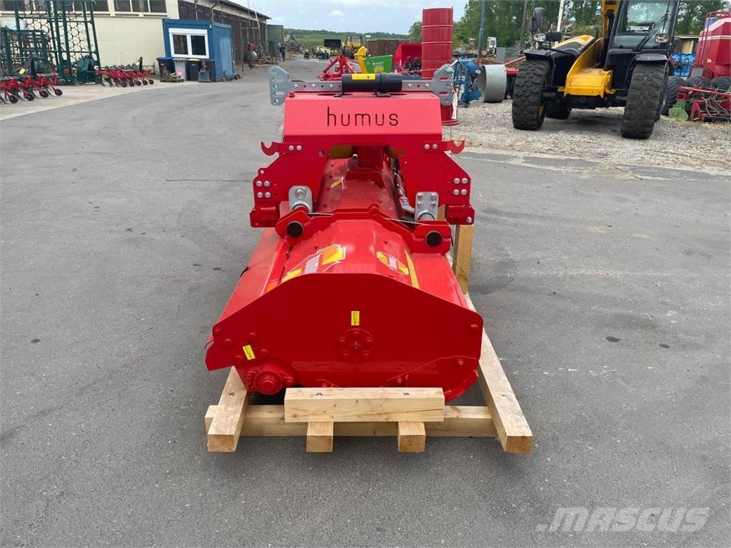 Humus PMF 260 Kosilice za livade