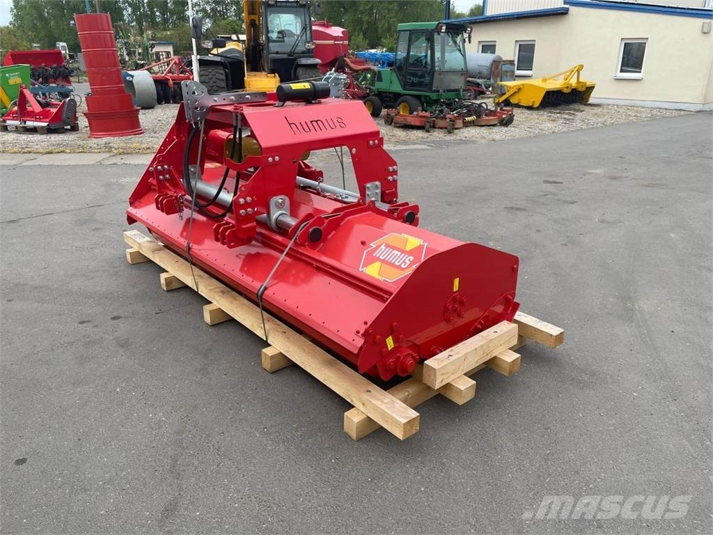 Humus PMF 260 Kosilice za livade