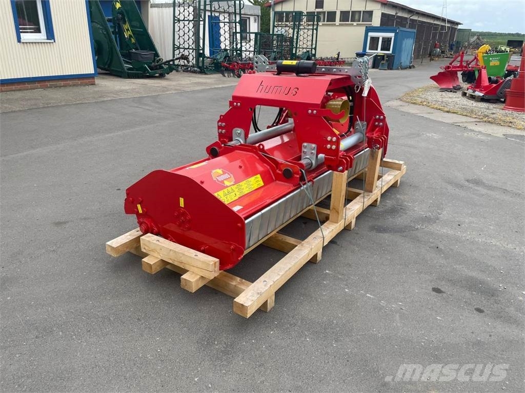 Humus PMF 260 Kosilice za livade