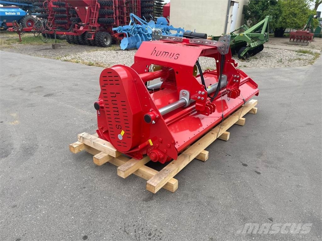 Humus PMF 260 Kosilice za livade