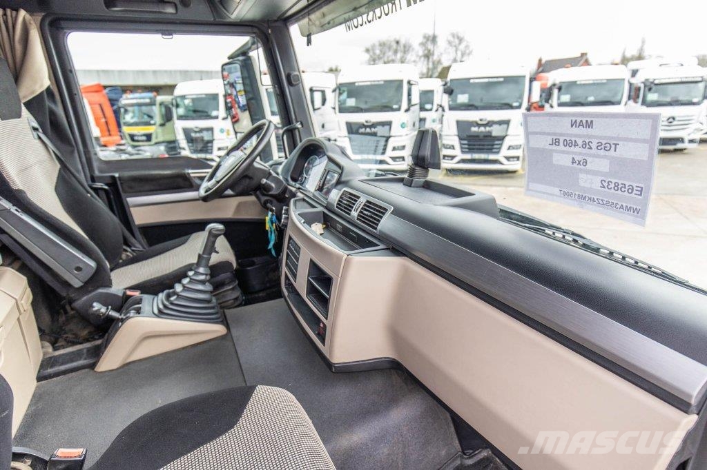 MAN TGS 26.460 BL-6x4H Vrachtwagen met containersysteem