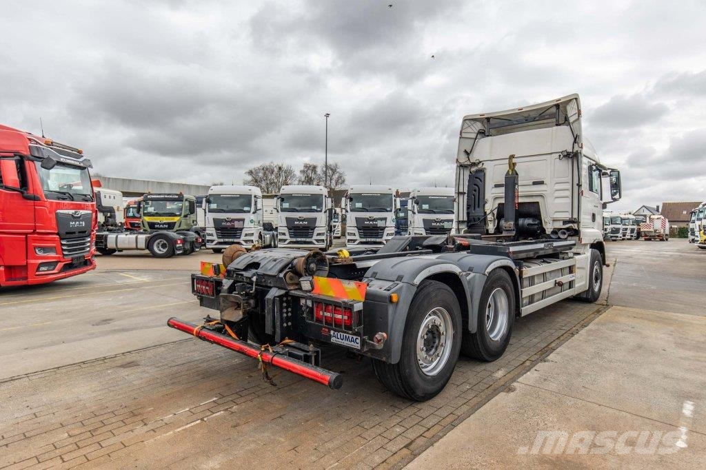MAN TGS 26.460 BL-6x4H Vrachtwagen met containersysteem