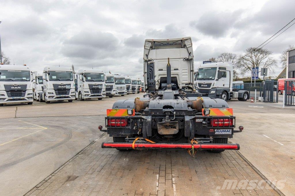 MAN TGS 26.460 BL-6x4H Vrachtwagen met containersysteem