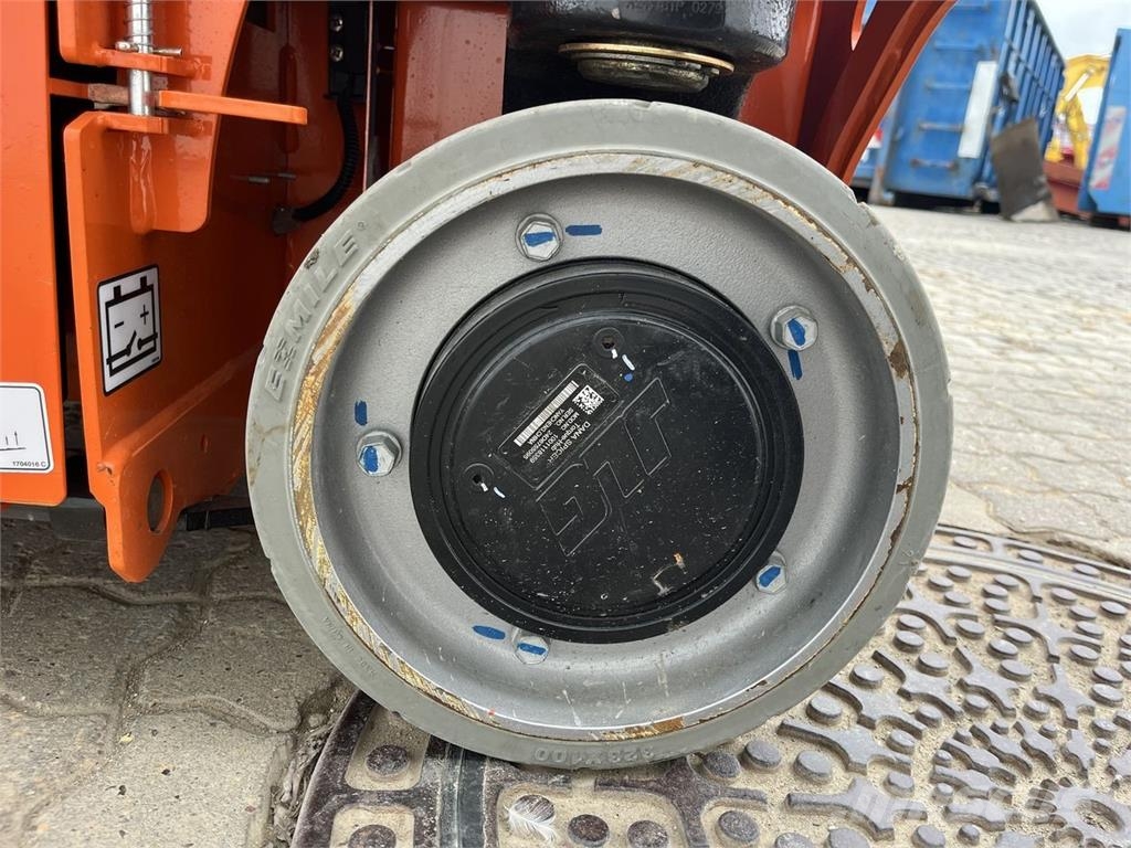 JLG 1230ES Személyemelők