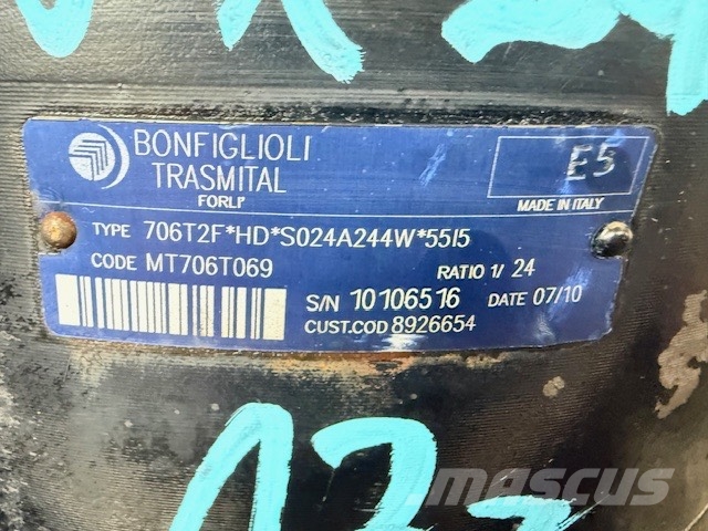 CASE Bonfiglioli 706T2F Case WX240 Transmisiones