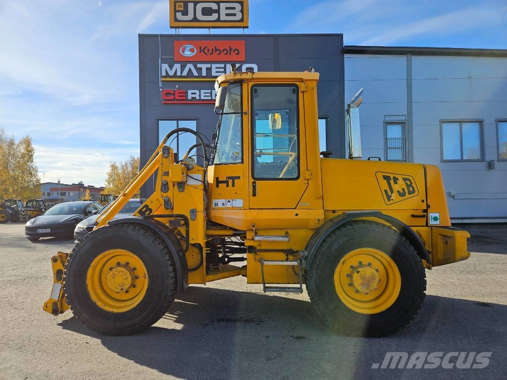 JCB 411 Iekrāvēji uz riteņiem