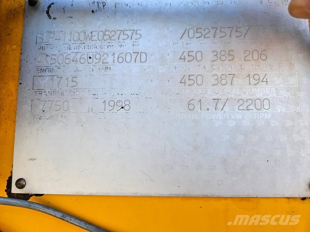 JCB 411 Iekrāvēji uz riteņiem