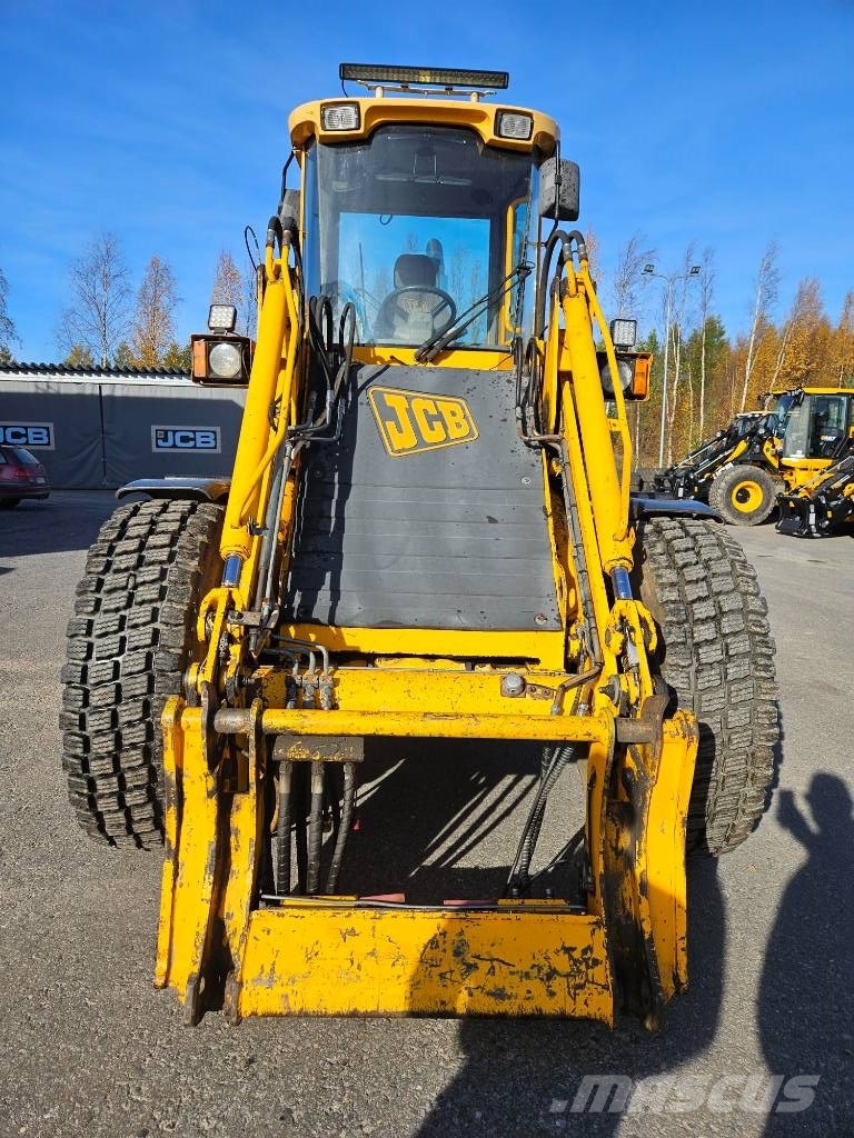 JCB 411 Iekrāvēji uz riteņiem