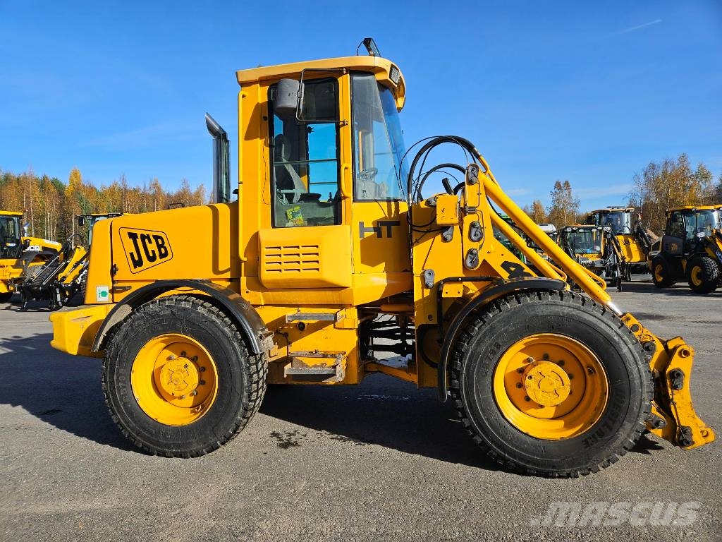 JCB 411 Iekrāvēji uz riteņiem