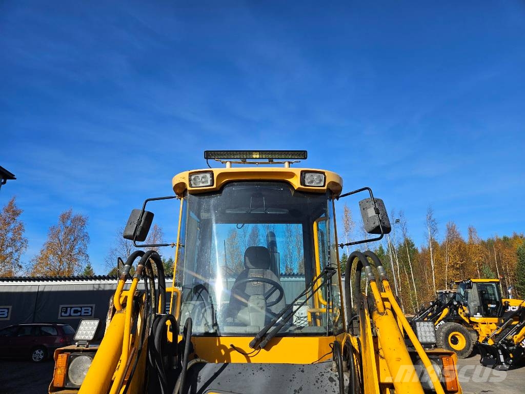 JCB 411 Iekrāvēji uz riteņiem