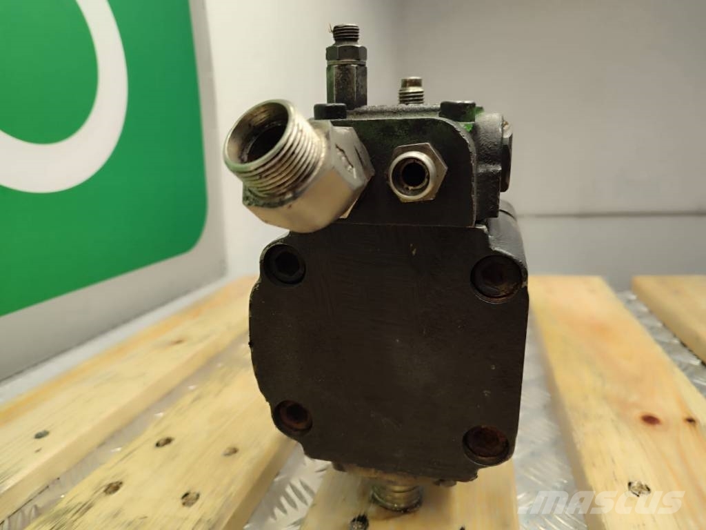 Merlo Hydraulic gear pump 03580301 MERLO P Hüdraulika