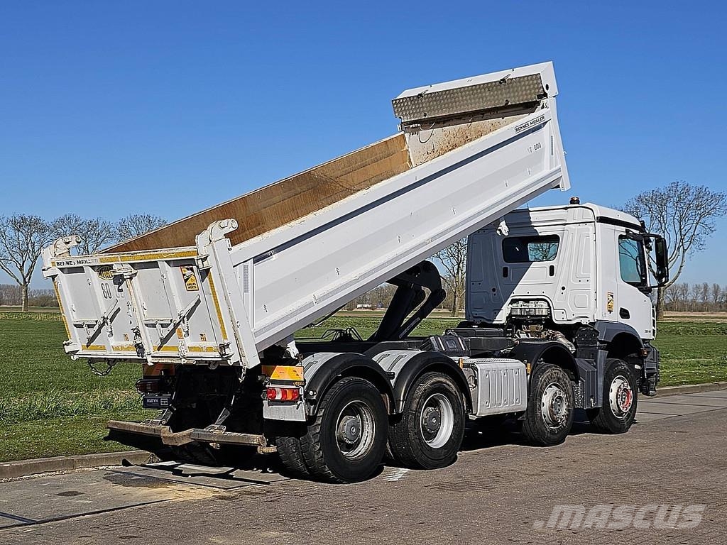 Mercedes-Benz AROCS 3246 Camion benne