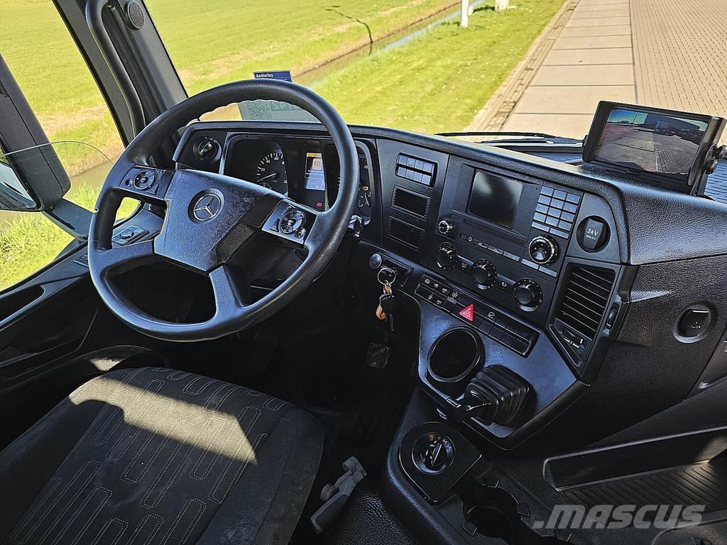 Mercedes-Benz AROCS 3246 Camion benne