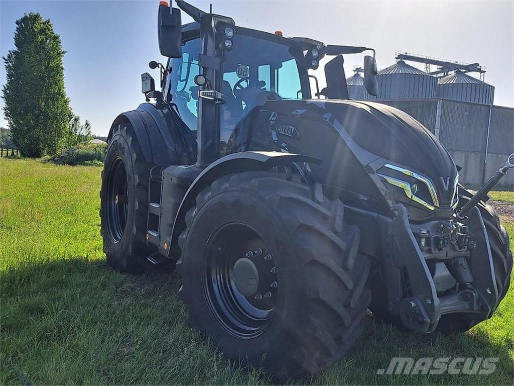 Valtra Q305 Tratores