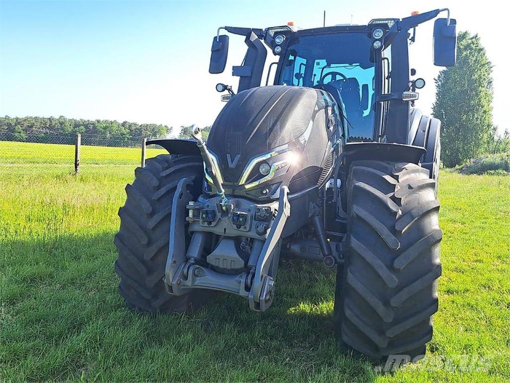 Valtra Q305 Tratores