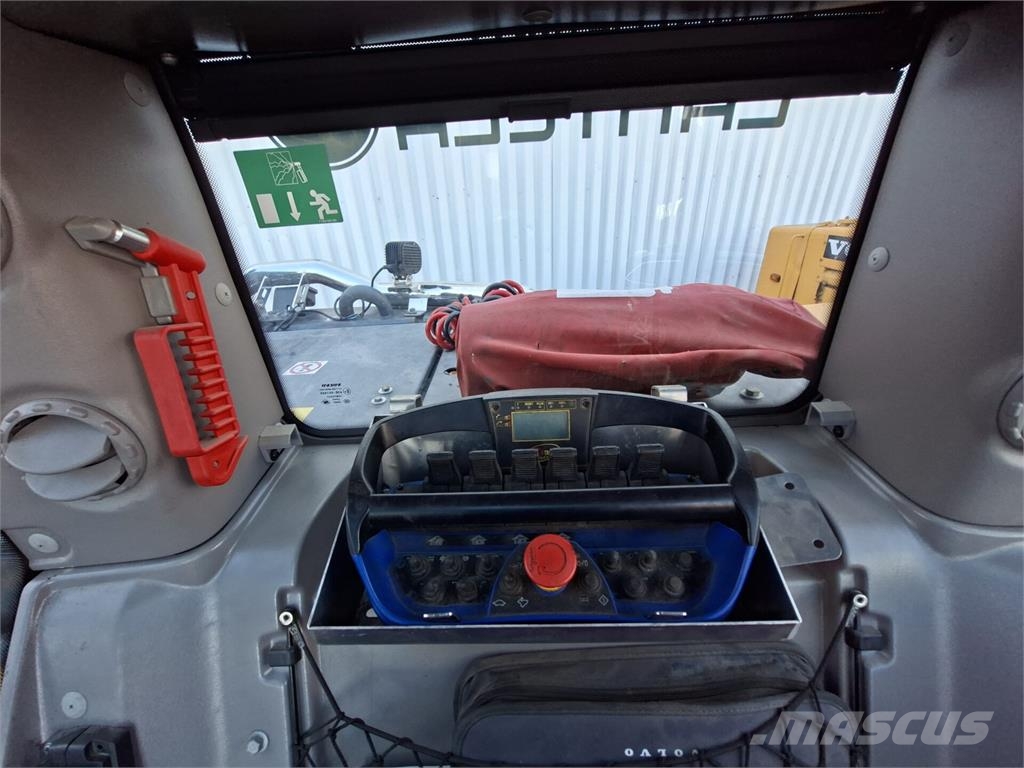 Volvo ECR145EL Telakaivukoneet