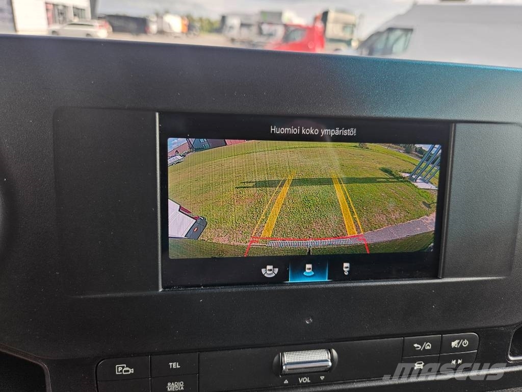 Mercedes-Benz Sprinter 317 RWD شاحنة مقفلة
