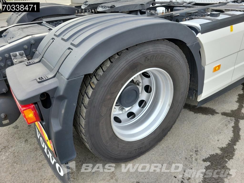 Volvo FH 500 4X2 XL 2x Tanks I-ParkCool ACC Vetopöytäautot