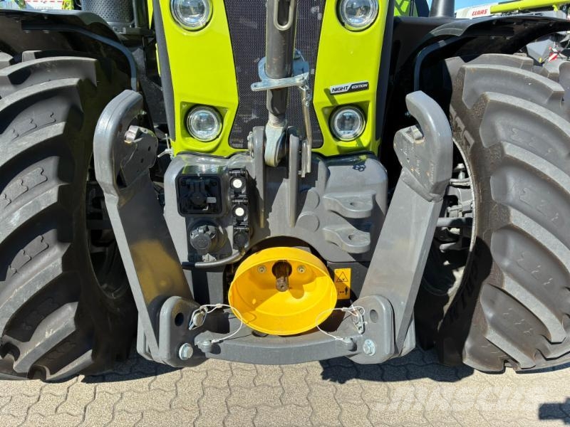 CLAAS ARION 570 CMATIC CEBIS Traktoren