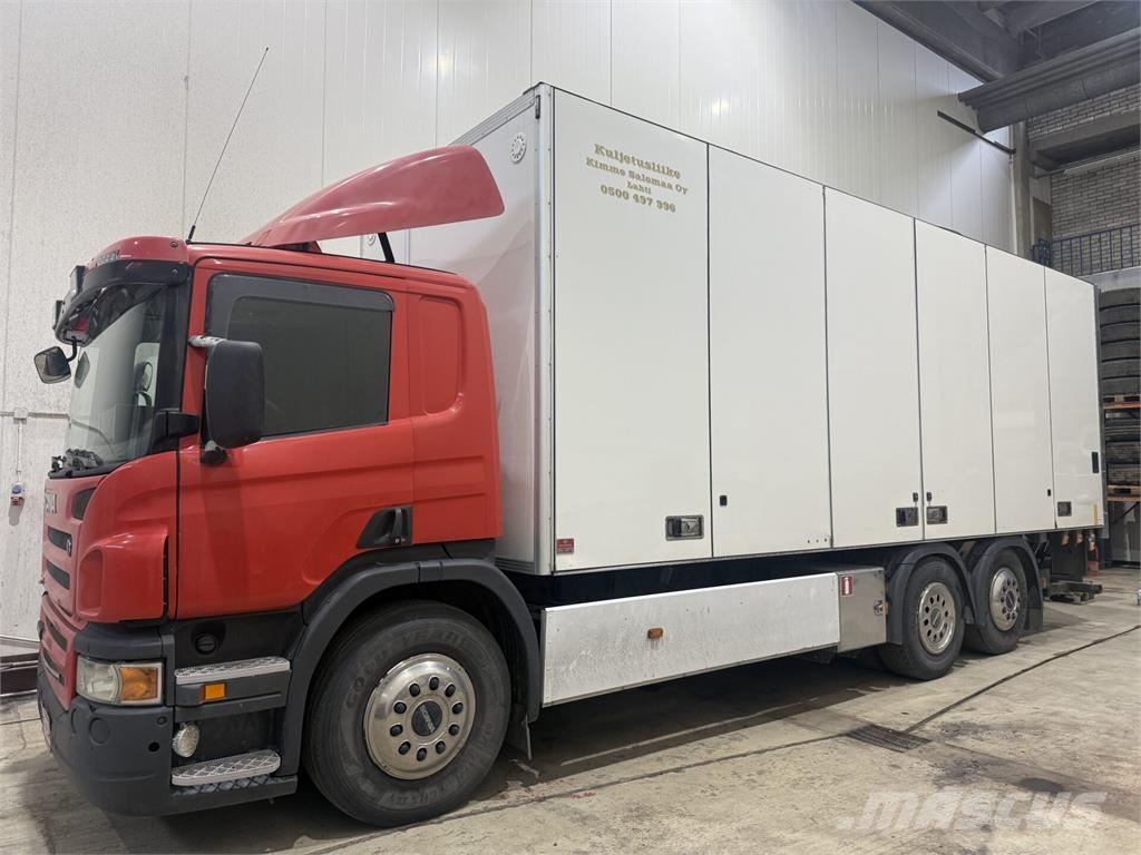 Scania P360 Camiones con caja de remolque