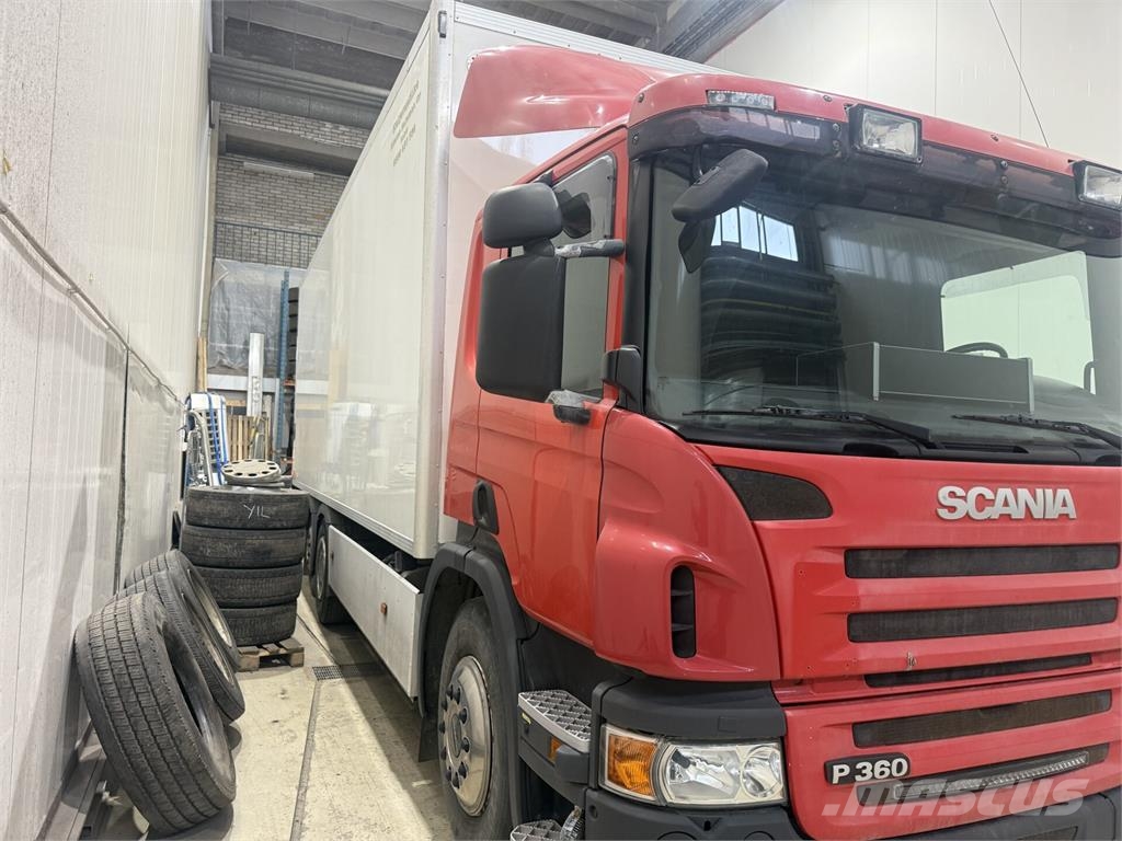 Scania P360 Camiones con caja de remolque
