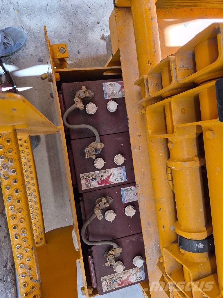 Haulotte Compact 12 Plataformas tijera