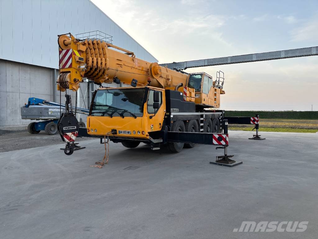 Liebherr LTM 1090-4.1 50m Main Boom+19m Jib Year 2010 Žeriavy pre ťažký terén