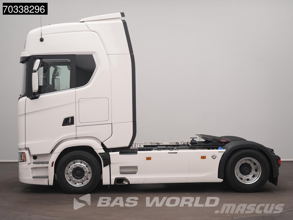 Scania S660 4X2 NEW! Retarder 2x Tanks Standklima ACC Lea Nyergesvontatók