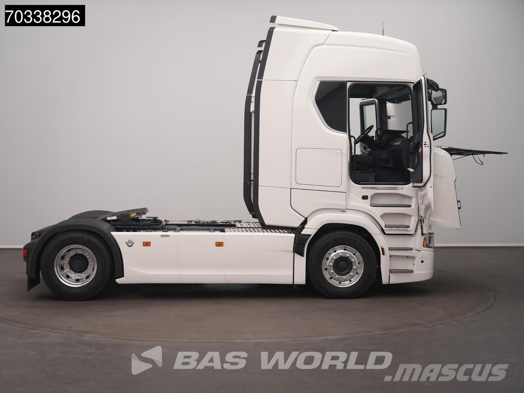 Scania S660 4X2 NEW! Retarder 2x Tanks Standklima ACC Lea Trekkvogner