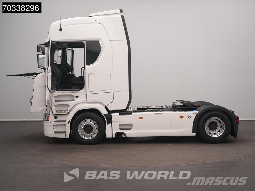 Scania S660 4X2 NEW! Retarder 2x Tanks Standklima ACC Lea Trekkvogner