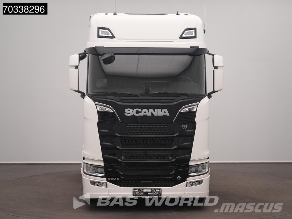 Scania S660 4X2 Retarder 2x Tanks Standklima ACC Leather Trekkers