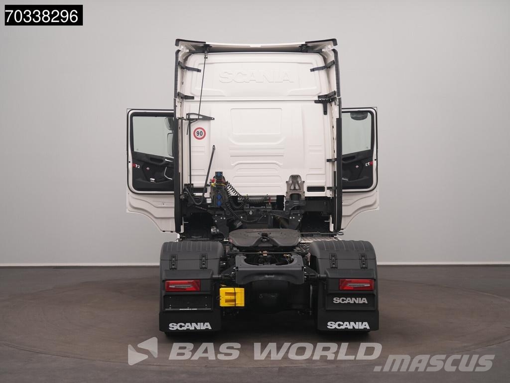 Scania S660 4X2 Retarder 2x Tanks Standklima ACC Leather Trekkers