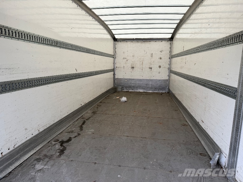 DAF LF 210 umpikori Camion cassonati